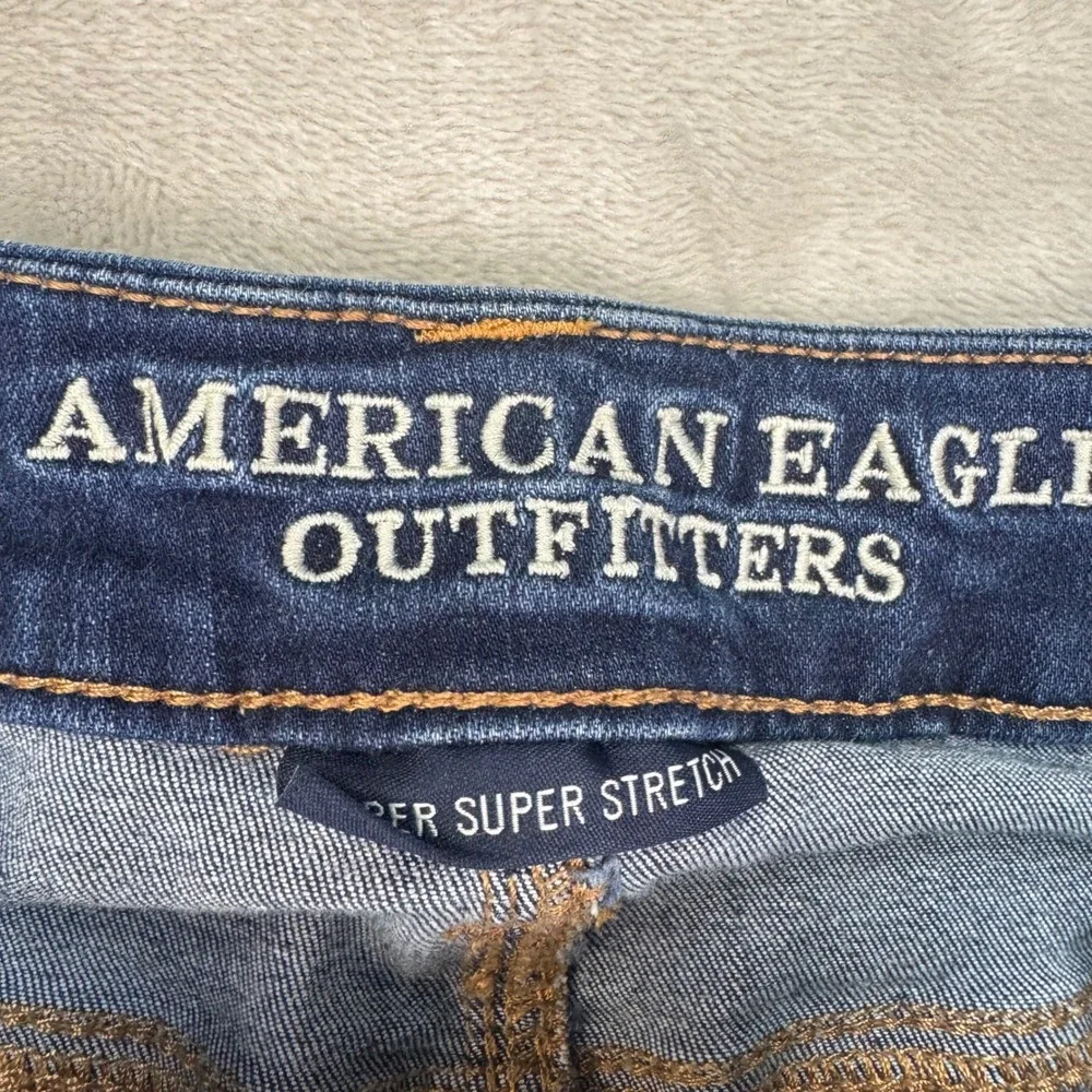 American Eagle Outfitters shipping fast